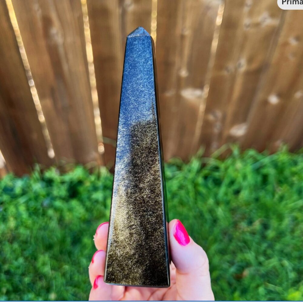 Large Sheen Black Obsidian Tower